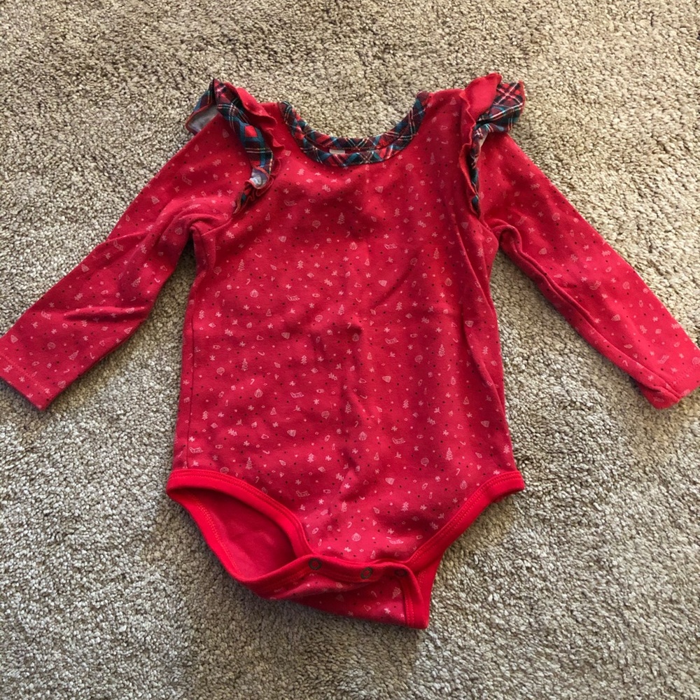 MJ onesie with ruffled shoulders. 18-24 mo